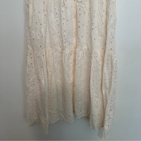 Trovata Kristi Daisy Eyelet Dress - Picture 9 of 16